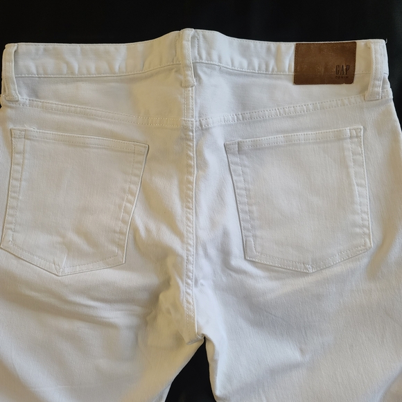 Classic White Men's Straight Jeans - Picture 4 of 5